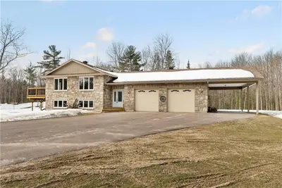 4025 STAFFORD THIRD Line, Laurentian Valley, ON K8A 6W4