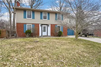 17 WOODLAWN Place, Brockville, ON K6V 2Z1