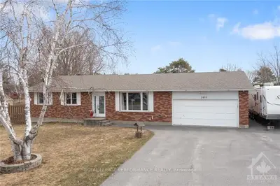 2400 CHURCH Street, Manotick - Kars - Rideau Twp and Area, ON K0A 2T0