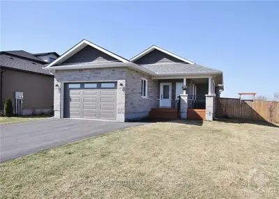 106 JAMES Street, North Dundas, ON K0C 2K0
