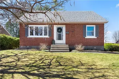 342 PERRAULT Street, Pembroke, ON K8A 1Z5
