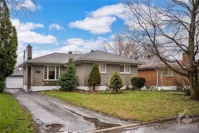 1639 Devon Street, Alta Vista And Area, On K1g 0s8