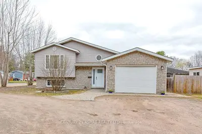 39 ALBERT Street, Petawawa, ON K8H 2N5