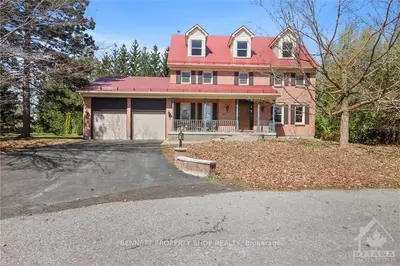 11 KINTAIL Court, Stittsville - Munster - Richmond, ON K2S 1G8