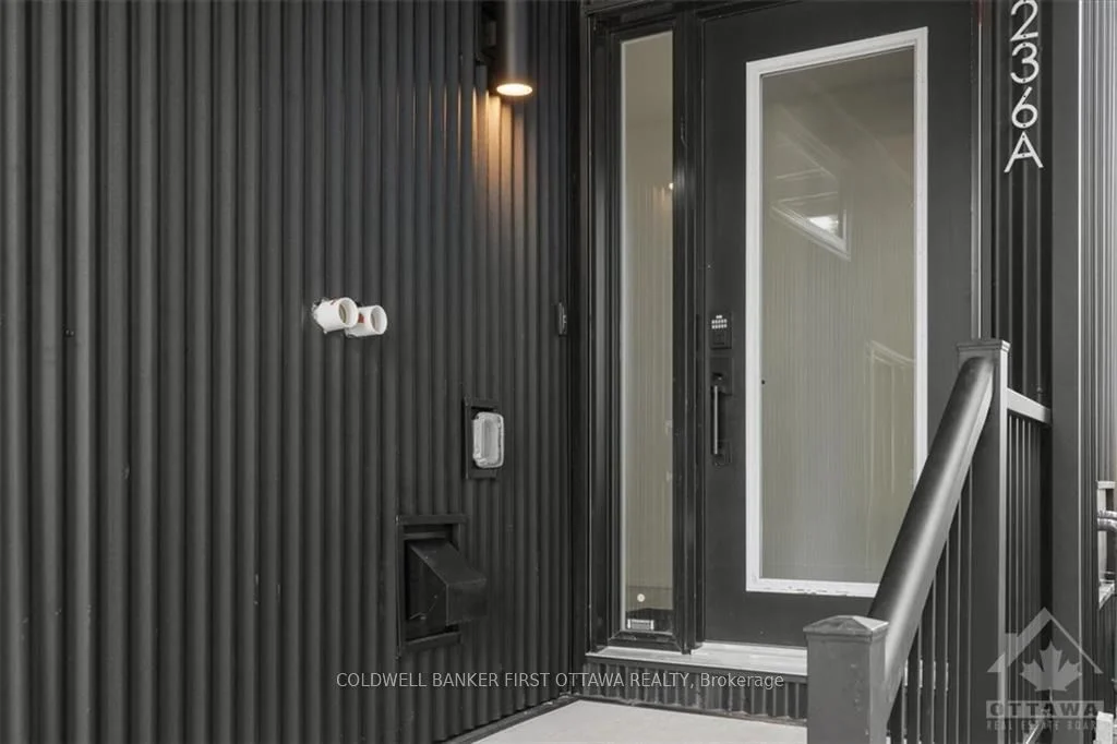236 LEBRETON Street N A, West Centre Town, ON K1J 7R2