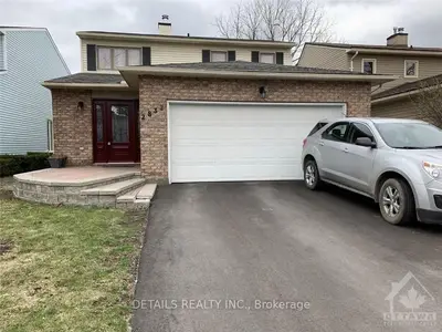 2832 Mozart Court, Blossom Park - Airport and Area, ON K1T 2P7