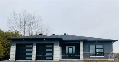 456 Pine Grove Road, Lanark Highlands, ON K0G 1K0