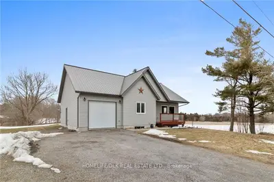 1618 COUNTY 2 Road, Front of Yonge, ON K0E 1R0