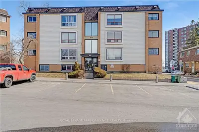 900 ELMSMERE Road 1, Beacon Hill North - South and Area, ON K1J 7T6