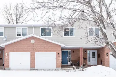 13 VERMONT, Petawawa, ON K8H 3N3