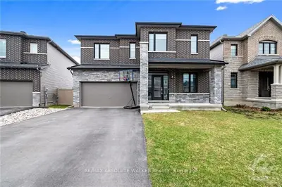 242 ESTURGEON Street, Orleans - Cumberland and Area, ON K4A 1G5