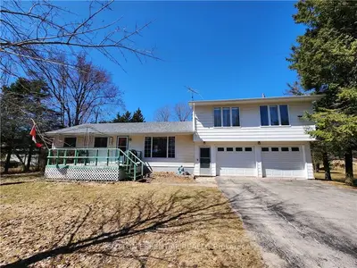 2210 Hallecks Road W, Elizabethtown-kitley, On K0e 1m0