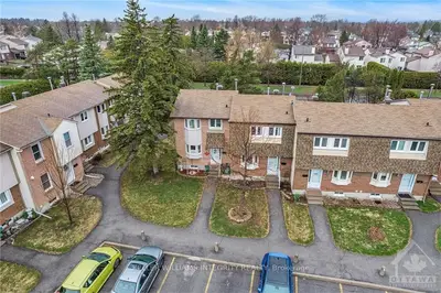1712 LAMOUREUX Drive B, Orleans - Cumberland and Area, ON K1E 2N2