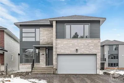 248 KETCHIKAN Crescent, Kanata, ON K2T 0L7