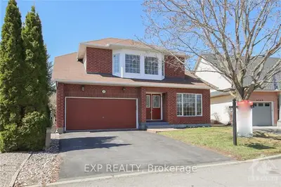 6151 CASTLE PINES Way, Orleans - Convent Glen and Area, ON K1W 1J1