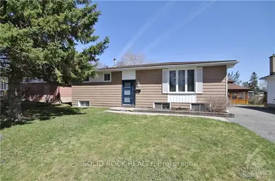54 LAURIE Court, Kanata, ON K2L 1S4