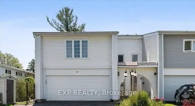 93 GRADY Crescent, South of Baseline to Knoxdale, ON K2H 5S2