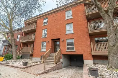 160 BRUYERE Street 12, Lower Town - Sandy Hill, ON K1N 5E1