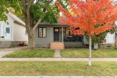 Detached in London East