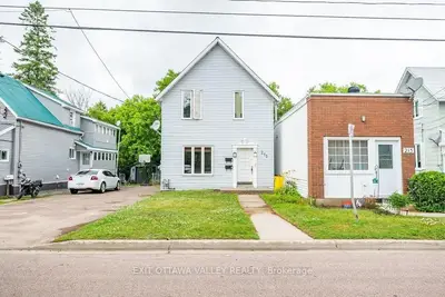215 RENFREW Street, Pembroke, ON K8A 5S2
