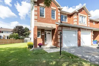 42 CHANTILLY Gate, Stittsville - Munster - Richmond, ON K2S 2B1