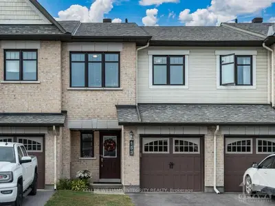 153 CALVINGTON Avenue, Kanata, ON K2S 1B9