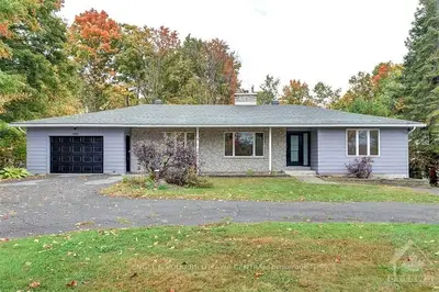 1505 OLD MONTREAL Road, Orleans - Cumberland and Area, ON K4C 1G7