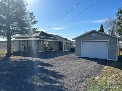 1974 DEVINE Road, Orleans - Cumberland and Area, ON K0A 3H0