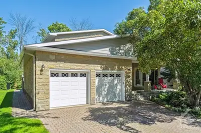 20 ELDERWOOD Trail, Stittsville - Munster - Richmond, ON K2S 1C9