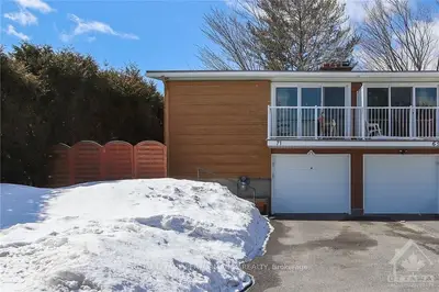 71 WOODMOUNT Crescent, Cityview - Parkwoods Hills - Rideau Shore, ON K2E 5P9