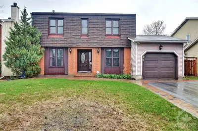 1085 ST GERMAIN Crescent, Orleans - Convent Glen and Area, ON K1C 2L7