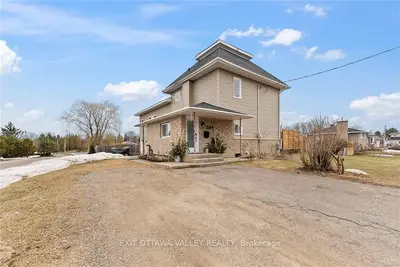 509 ROY Street E, Laurentian Valley, ON K8A 6R1