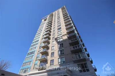 70 LANDRY Street 801, Vanier and Kingsview Park, ON K1L 0A8