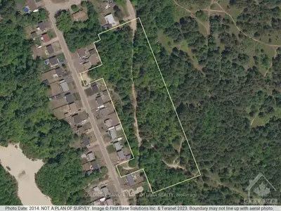 Pt Lt 1 Con 8 WILSON Street, Laurentian Hills, ON K0J 1J0