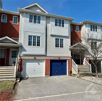 75 MANHATTAN Crescent, Carlington - Central Park, ON K2C 4B8