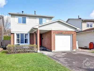 1130 MOSELLE Crescent, Orleans - Convent Glen and Area, ON K1C 2T2