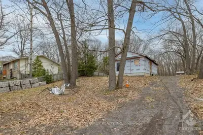 1177 BAYVIEW Drive, Constance Bay - Dunrobin - Kilmaurs - Woodlawn, ON K0A 3M0