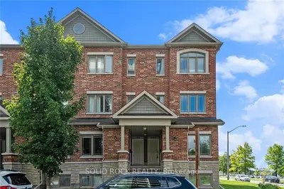 496 LEBOUTILLIER Avenue, Overbrook - Castleheights and Area, ON K1K 2V7
