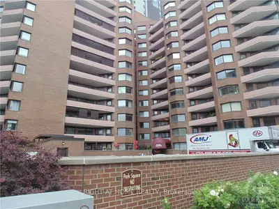 151 BAY Street 1111, Ottawa Centre, ON K1R 7T2