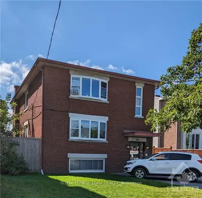88 WEST PRESLAND Road, Overbrook - Castleheights and Area, ON K1K 2C3