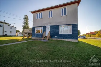 3654 CHAMPLAIN Street, Clarence-Rockland, ON K0A 1E0