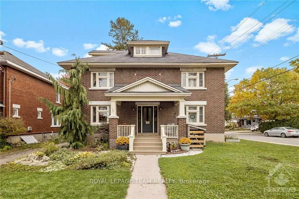 97A CLARENDON Avenue, Tunneys Pasture and Ottawa West, ON K1Y 0P8