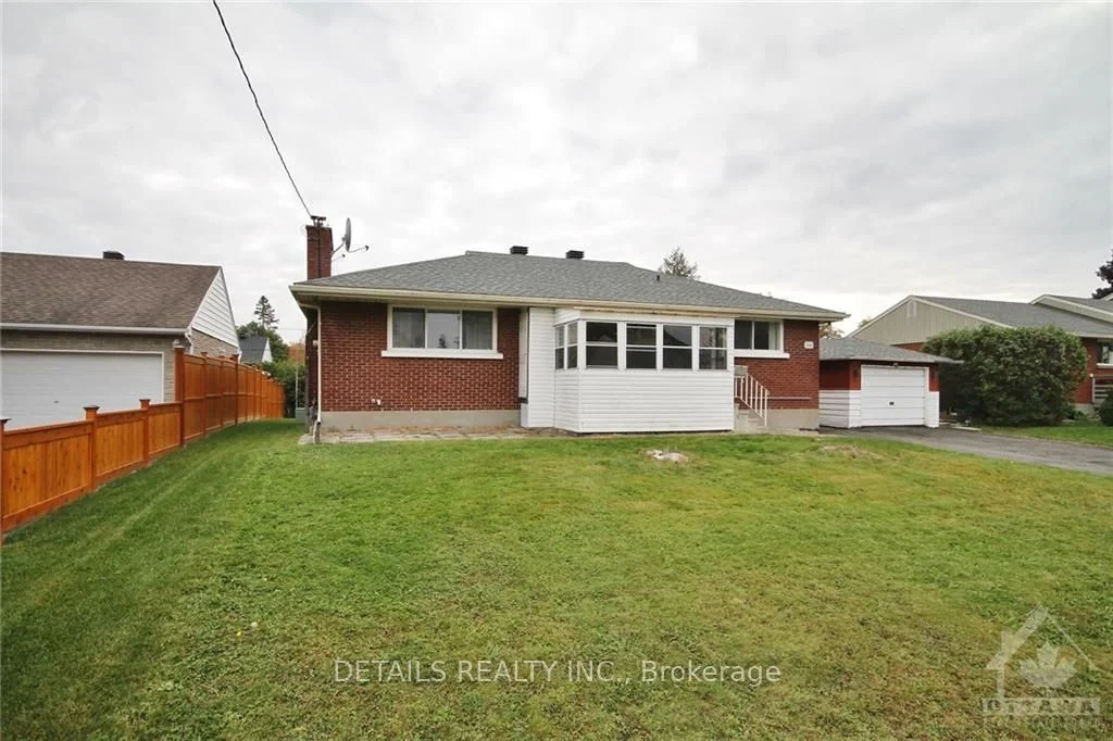 166 Oakridge Boulevard, Meadowlands - Crestview and Area, ON K2G 2V2