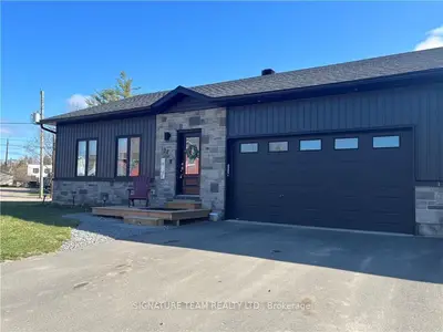 14 SIMPSON Street, Whitewater Region, ON K0J 1K0