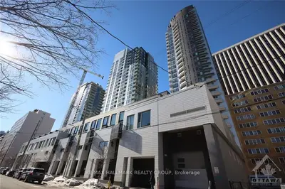 197 LISGAR Street 204, Ottawa Centre, ON K2P 0C3