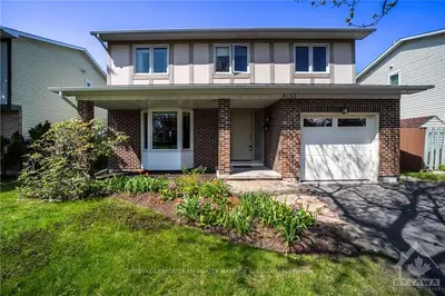 6153 VINEYARD Drive, Orleans - Convent Glen and Area, ON K1C 2N7