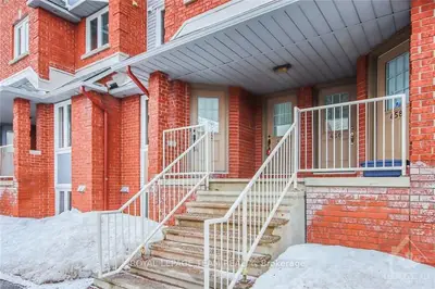 462 BRISTON, Hunt Club - South Keys and Area, ON K1G 5R5