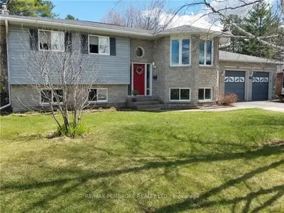304 CARLA Street, Petawawa, ON K8H 3N2