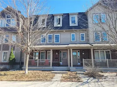 822 CAMPOBELLO Drive, Stittsville - Munster - Richmond, ON K2S 0N4