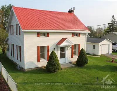 12102 LAKESHORE Drive, South Dundas, ON K0C 1X0
